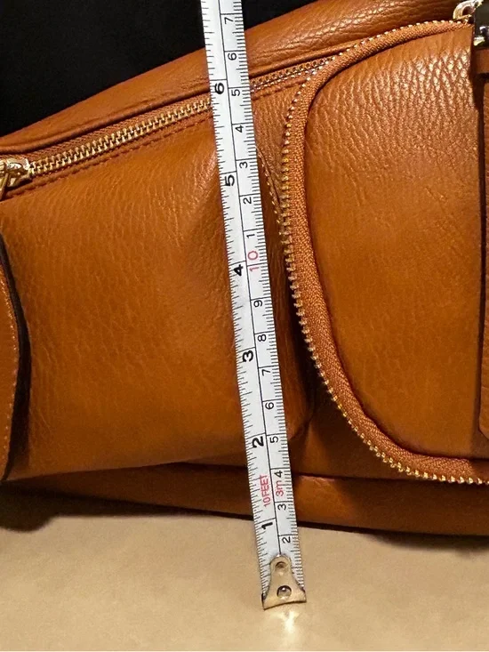 Poppy & Peonies Pebbled Leather Sling Backpack Purse NWOT - Picture 9 of 15